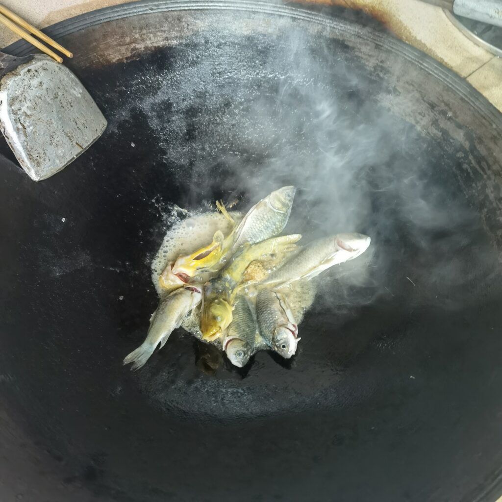 图片[10]-农村生活-清江小鱼煮干竹笋-聚微达人