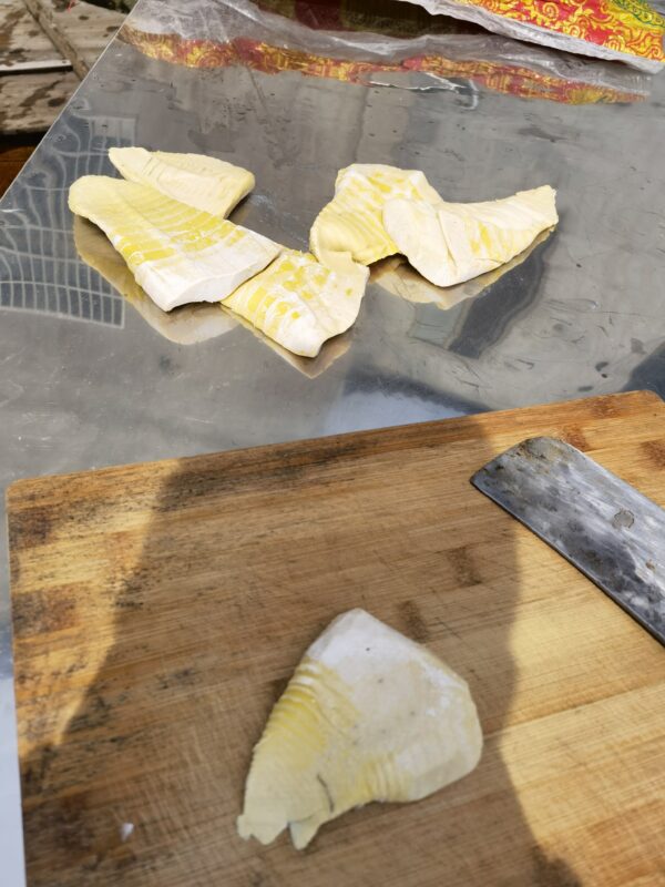 农村生活-清江小鱼煮干竹笋-聚微达人