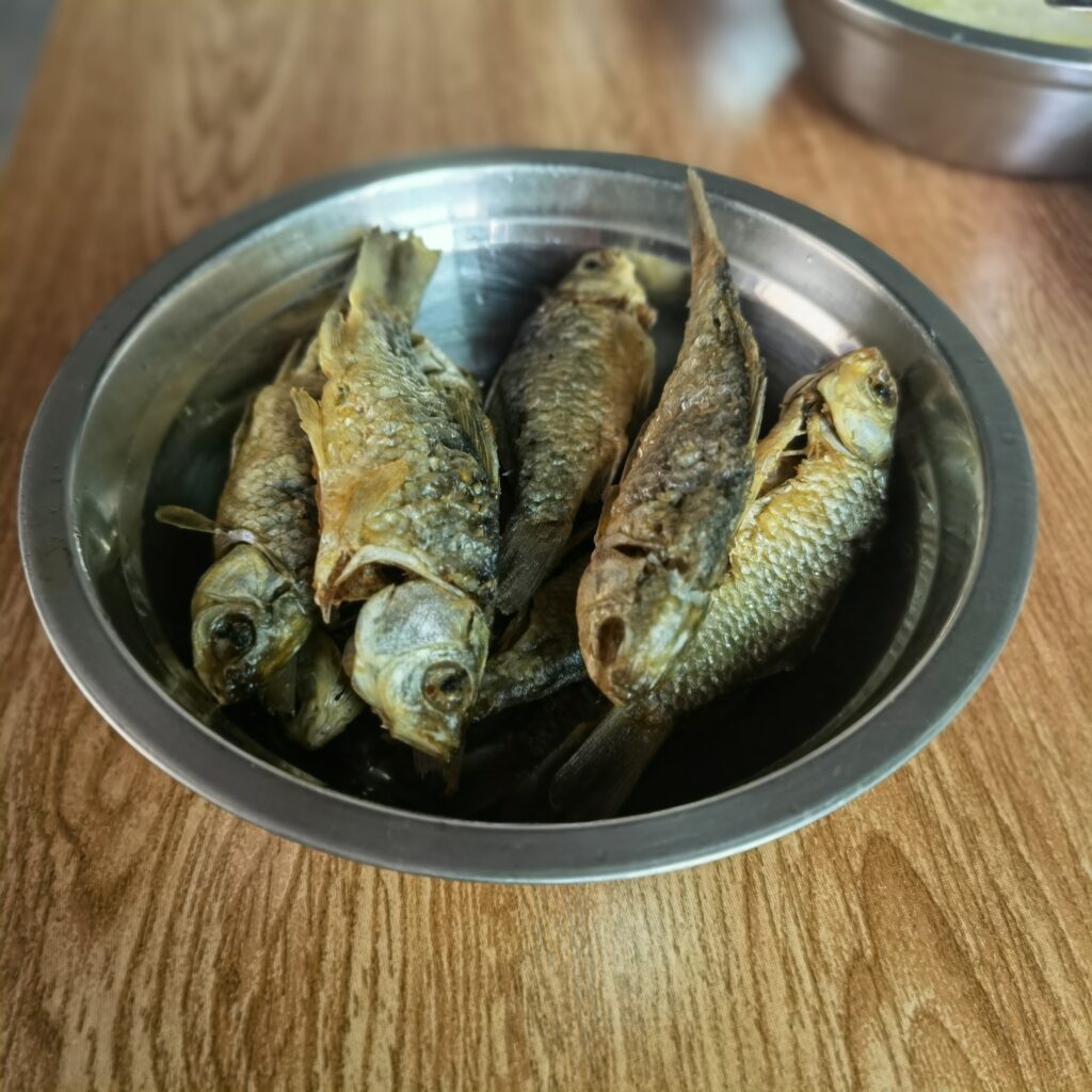 图片[13]-农村生活-清江小鱼煮干竹笋-聚微达人